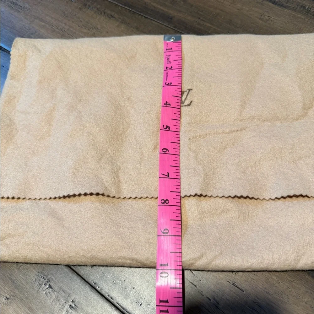 Louis Vuitton Beige Dust Cover with LV Logo 15x10